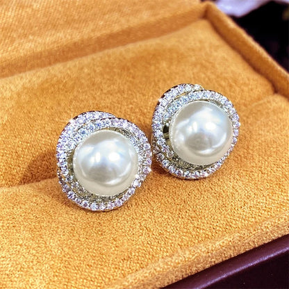 Lunar Pearls Earrings