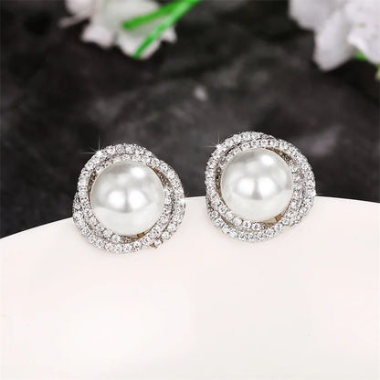 Lunar Pearls Earrings