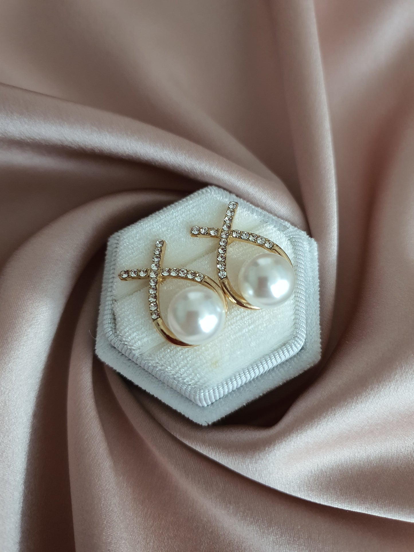 Pearl Grace Earrings